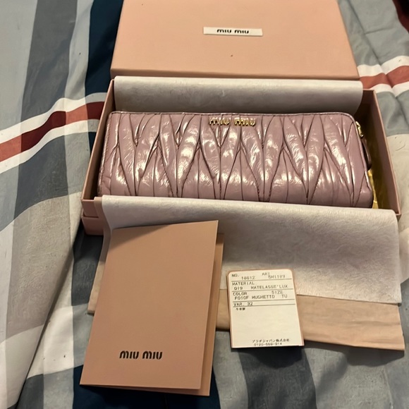 Miu Miu Handbags - EUC MIU MIU matelasse women’s wallet
